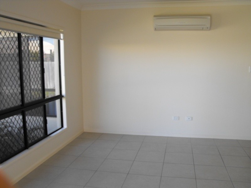 38  Greenview Drive, Mount Louisa QLD 4814