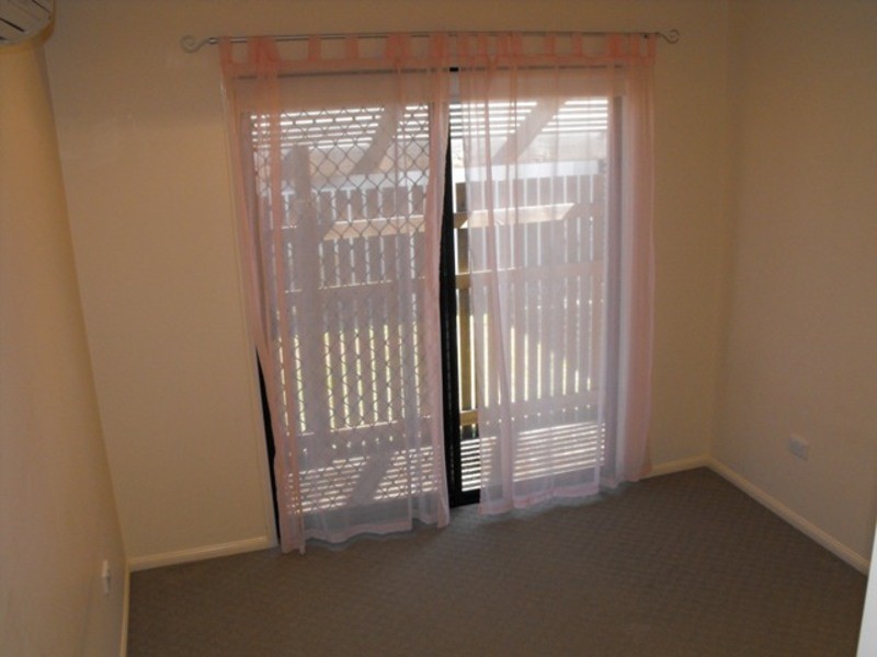 38  Greenview Drive, Mount Louisa QLD 4814