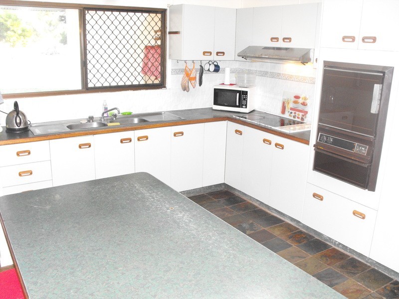 * Althaus Parade, Yabulu QLD 4818