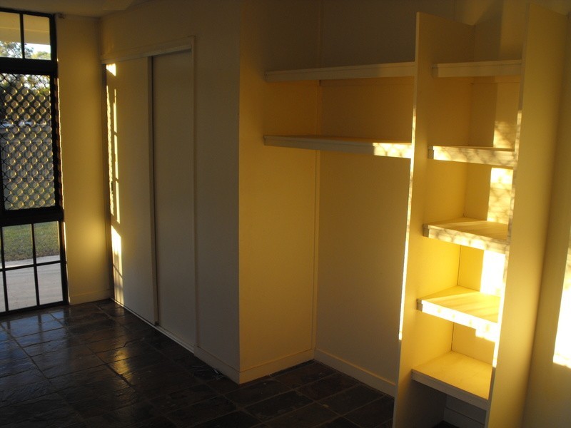 * Althaus Parade, Yabulu QLD 4818