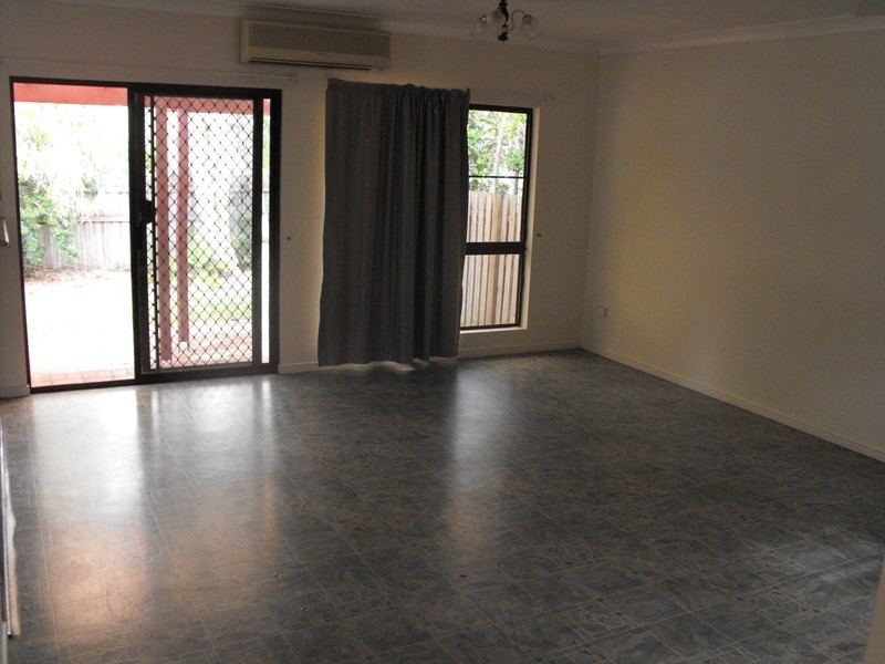 7 Hoop Street, Kirwan QLD 4817