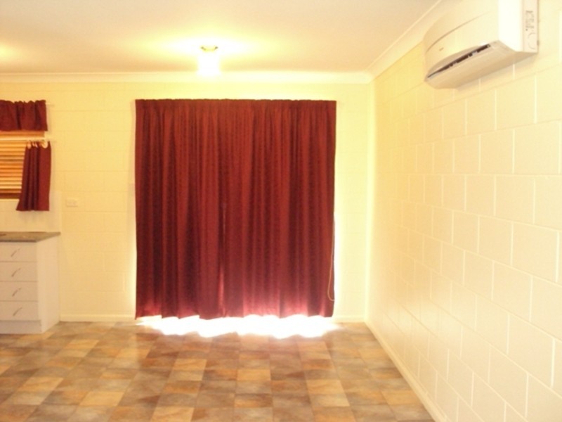 21 Gloucester Cres, Wulguru QLD 4811
