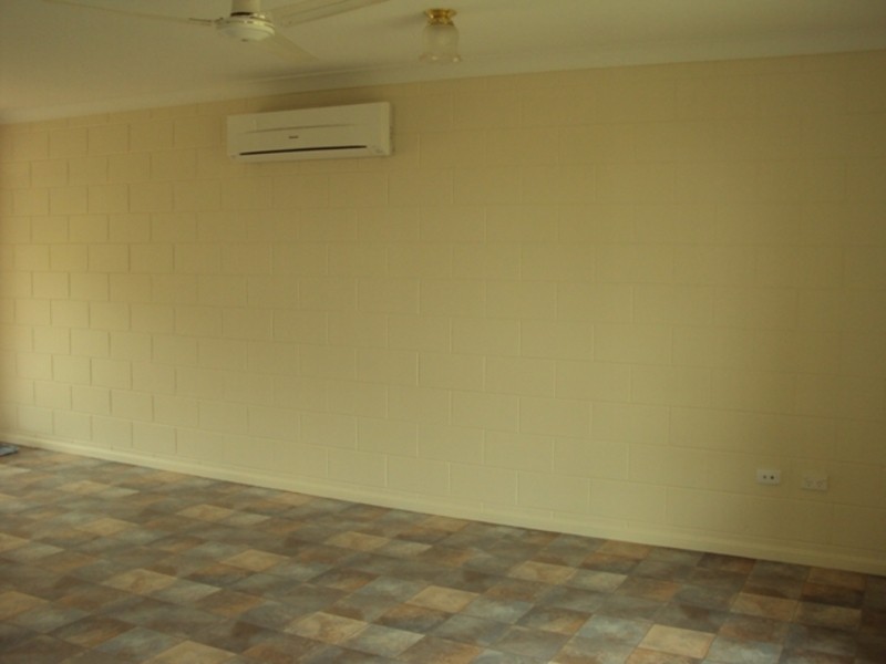 21 Gloucester Cres, Wulguru QLD 4811