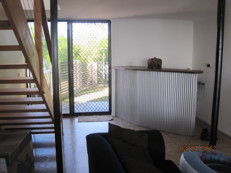 103 Cay Street, Saunders Beach QLD 4818