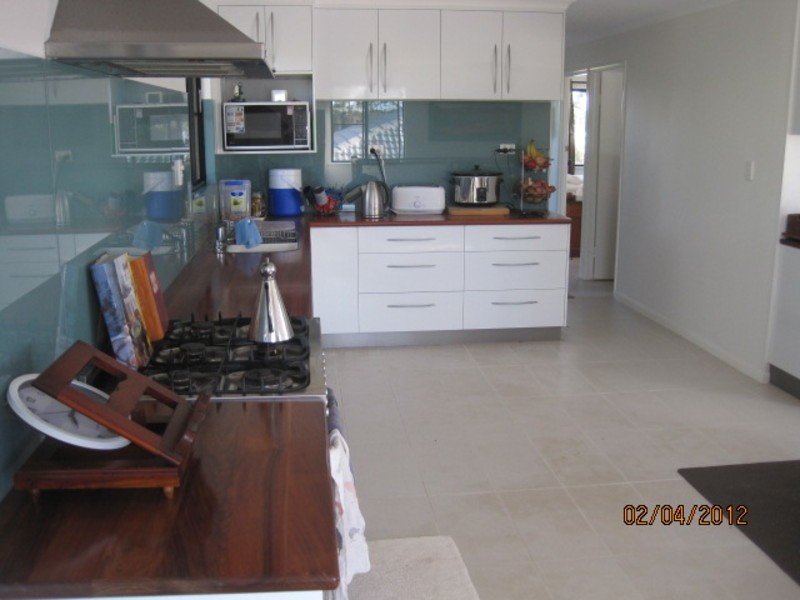 103 Cay Street, Saunders Beach QLD 4818