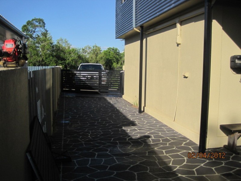 103 Cay Street, Saunders Beach QLD 4818