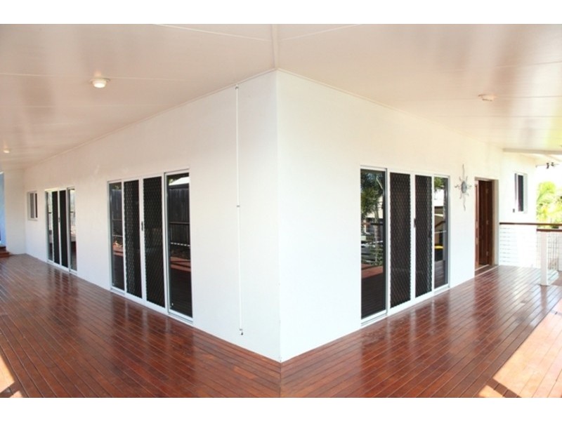 11 St Pauls Court, Mount Louisa QLD 4814