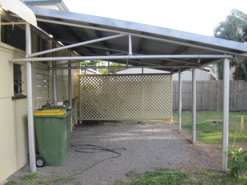 54  Park Street, Pimlico QLD 4812