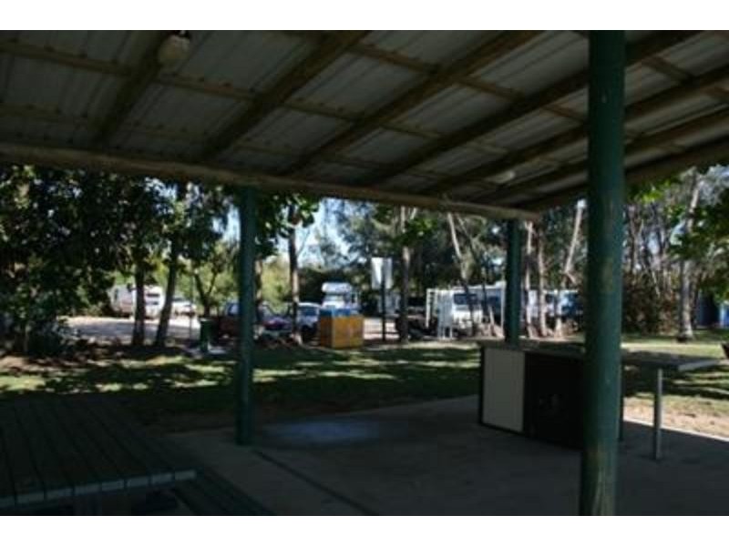 73 Cay Street, Saunders Beach QLD 4818