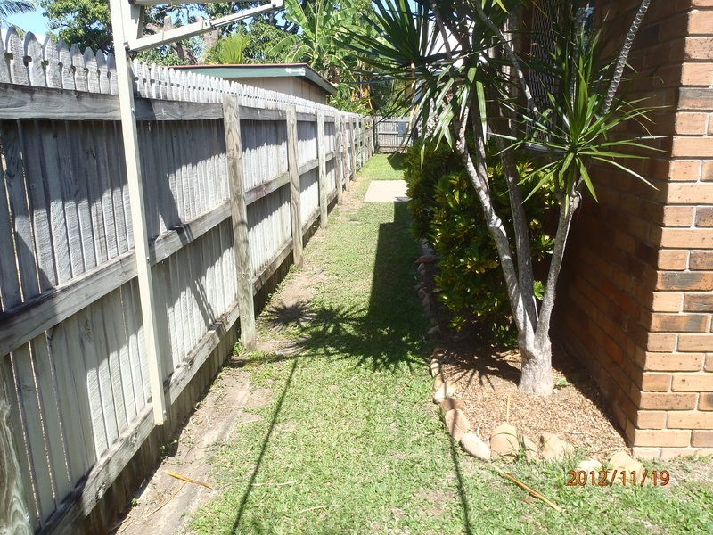 2/50 Latchford Street, Pimlico QLD 4812