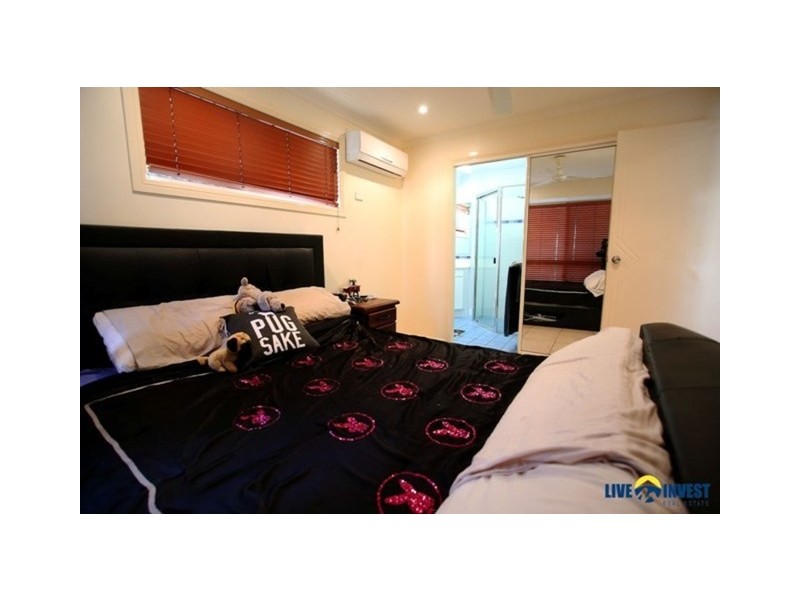 4 Carallia Place, Douglas QLD 4814