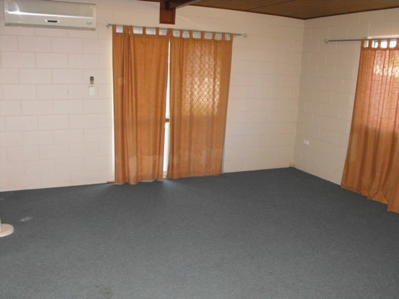 548  Ross River Road, Cranbrook QLD 4814