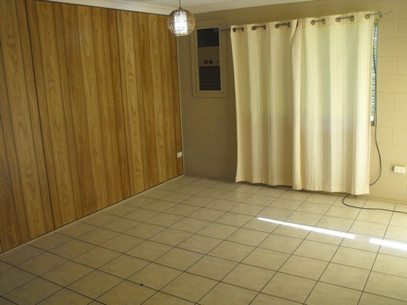 548  Ross River Road, Cranbrook QLD 4814