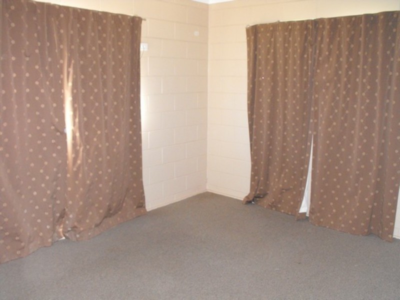 548  Ross River Road, Cranbrook QLD 4814