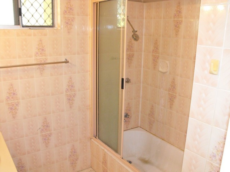 548  Ross River Road, Cranbrook QLD 4814