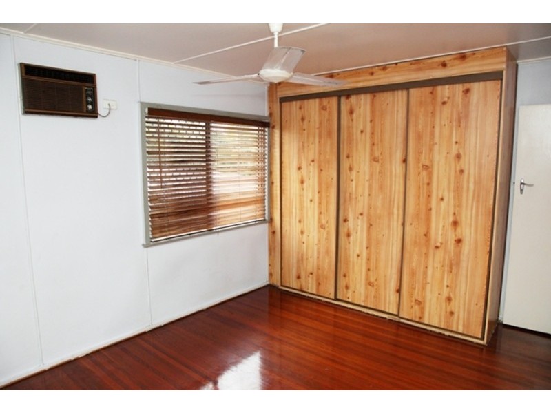 124 Albert Street, Cranbrook QLD 4814