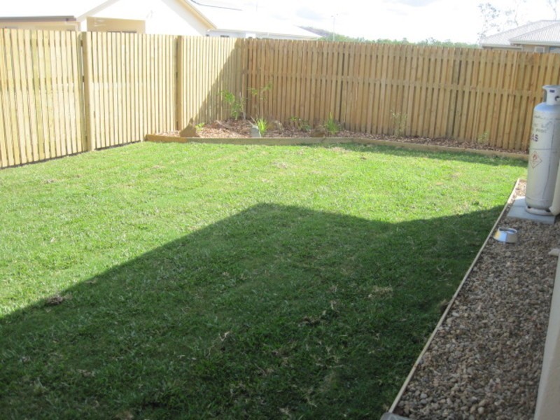 5 Nikao Street (NORTHSHORE), Burdell QLD 4818