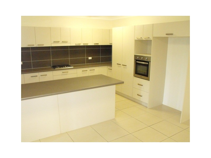 18 Palomar Court, Mount Louisa QLD 4814