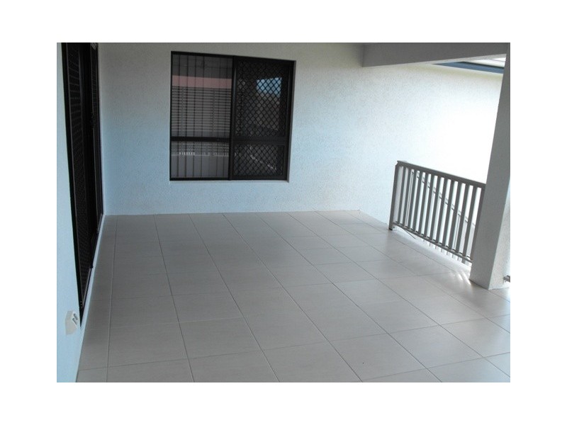 18 Palomar Court, Mount Louisa QLD 4814