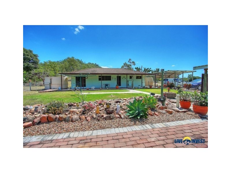 8 Brady Road, Oak Valley QLD 4811