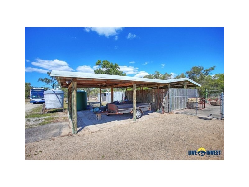 8 Brady Road, Oak Valley QLD 4811