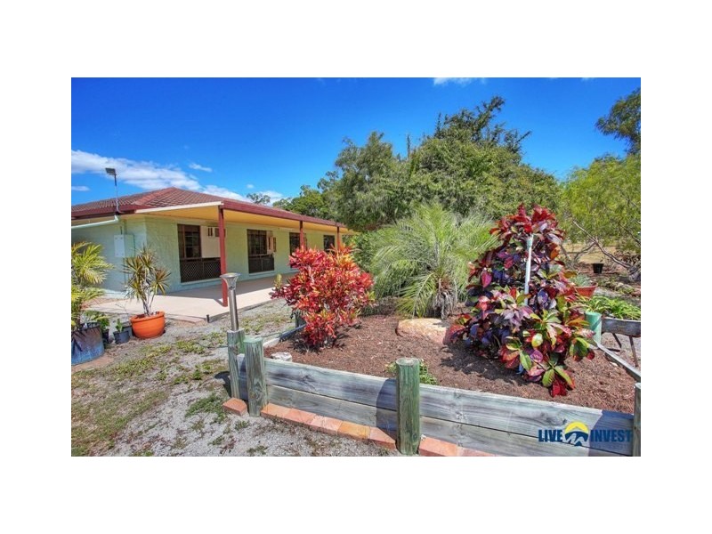 8 Brady Road, Oak Valley QLD 4811