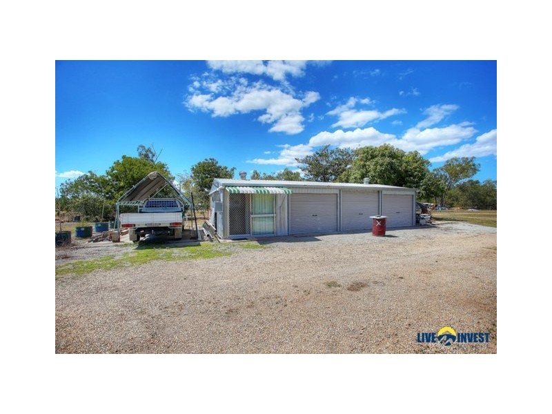 8 Brady Road, Oak Valley QLD 4811