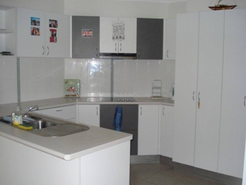 11 Helvellyn Street, Bushland Beach QLD 4818