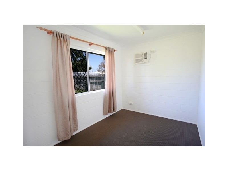 10 Amber Avenue, Rasmussen QLD 4815