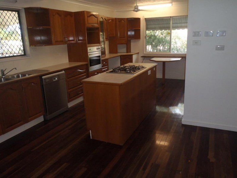 655 Ross River, Kirwan QLD 4817