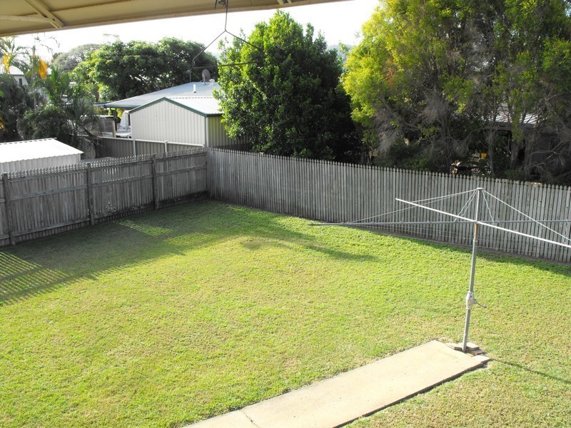 5 Bligh Street, Kirwan QLD 4817