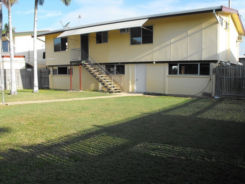 5 Bligh Street, Kirwan QLD 4817