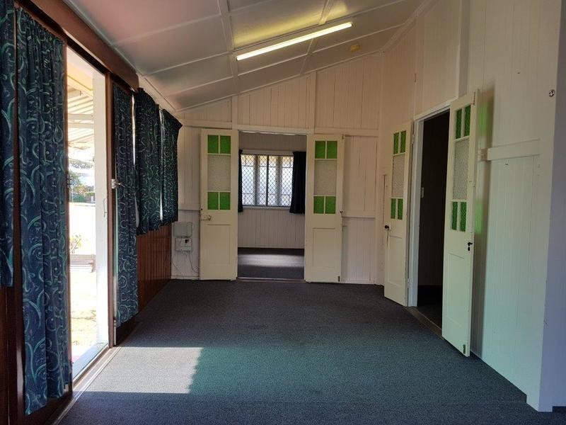 54 Park Street, Pimlico QLD 4812