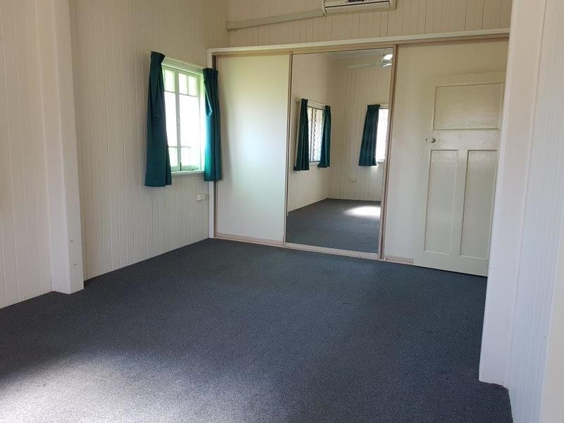 54 Park Street, Pimlico QLD 4812