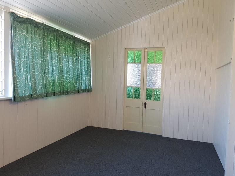 54 Park Street, Pimlico QLD 4812