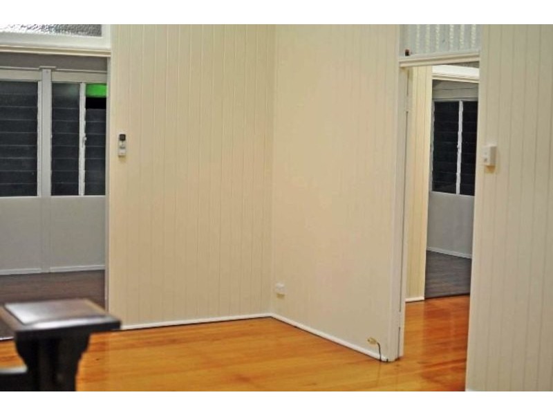 63  Tenth Avenue, Railway Estate QLD 4810