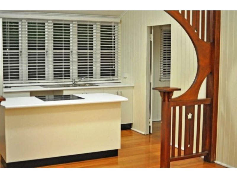 63  Tenth Avenue, Railway Estate QLD 4810