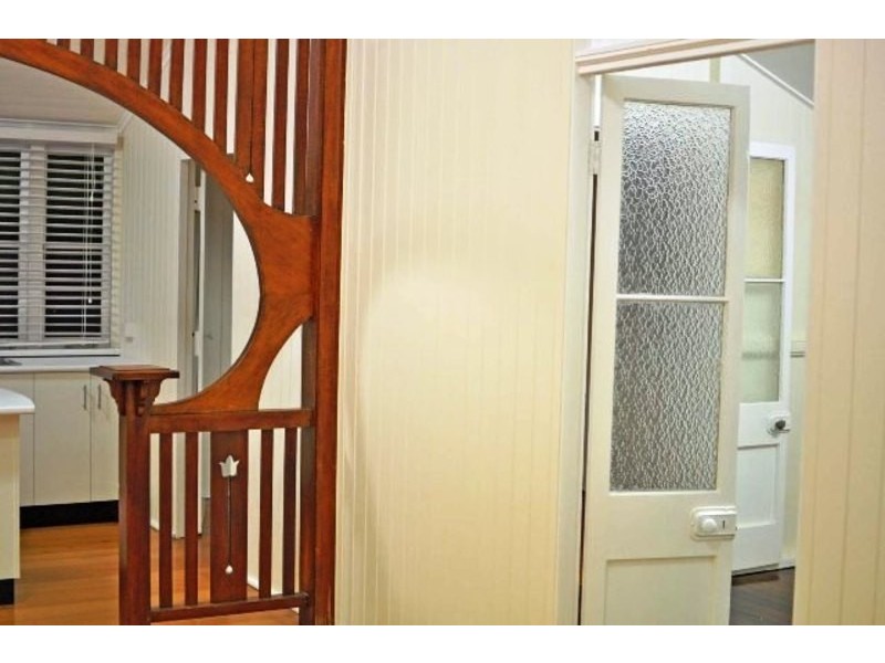 63  Tenth Avenue, Railway Estate QLD 4810