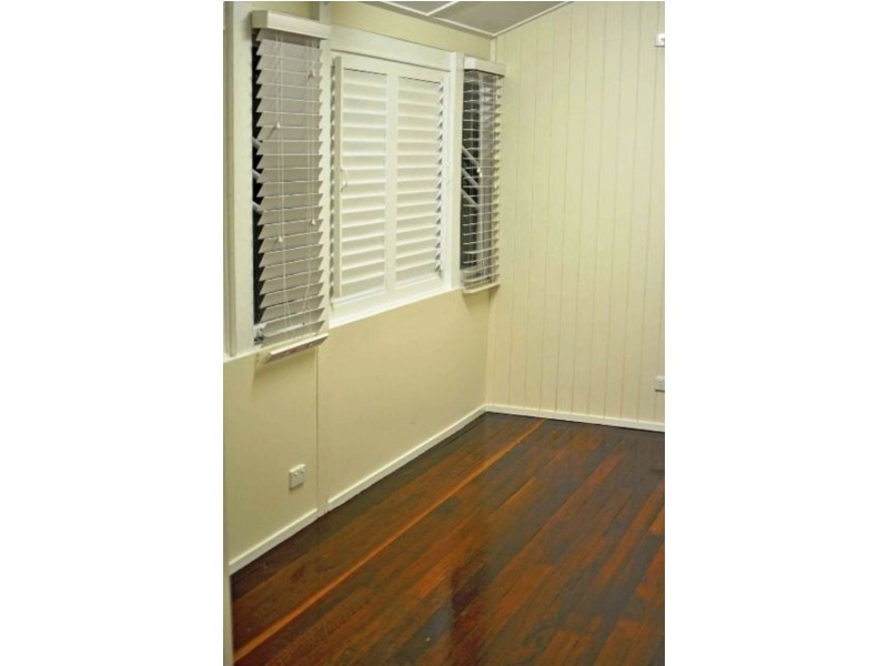 63  Tenth Avenue, Railway Estate QLD 4810