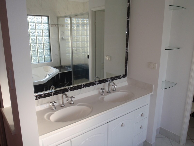 8 Vanessa Court, Alice River QLD 4817