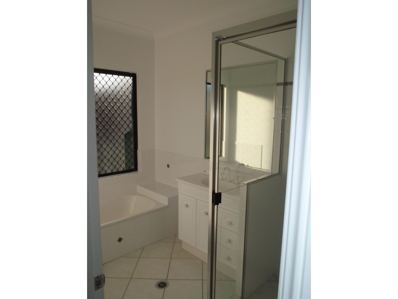 8 Vanessa Court, Alice River QLD 4817