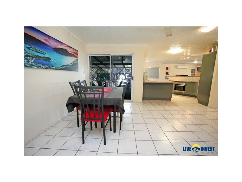 15 Feeney Avenue, Rasmussen QLD 4815