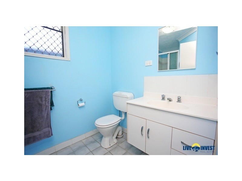 15 Feeney Avenue, Rasmussen QLD 4815