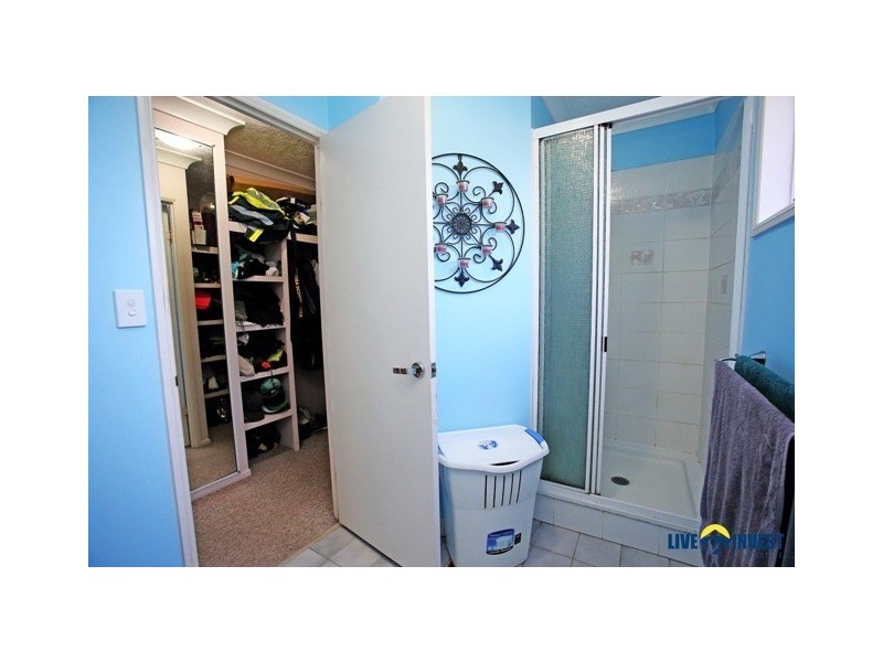 15 Feeney Avenue, Rasmussen QLD 4815