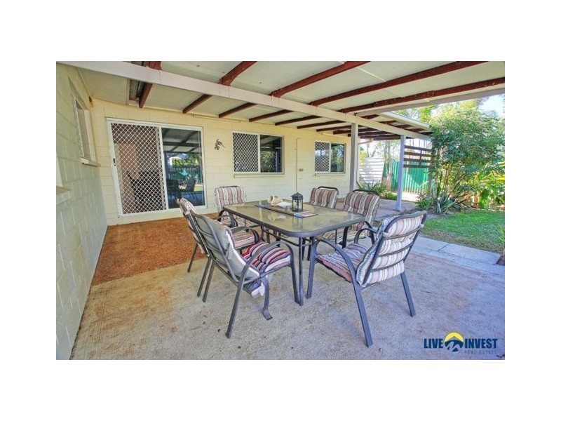 15 Feeney Avenue, Rasmussen QLD 4815
