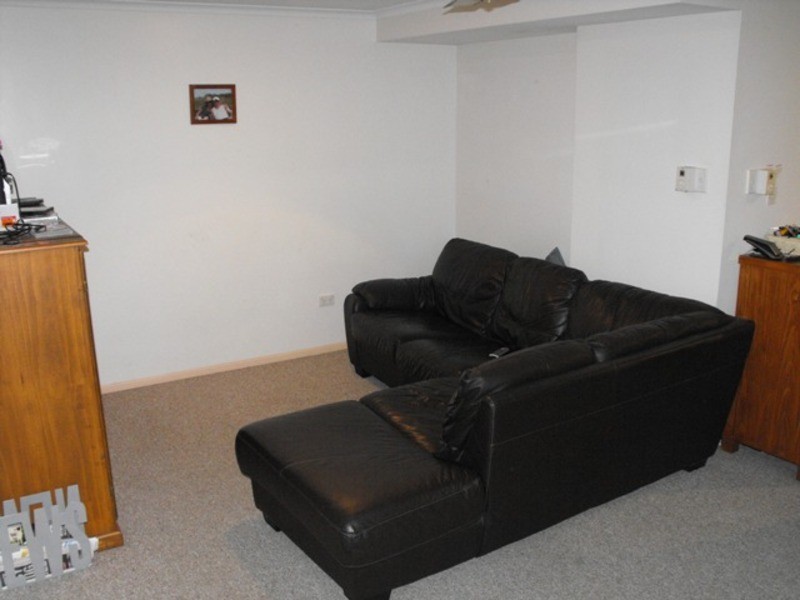 10/6 Benson, Rosslea QLD 4812