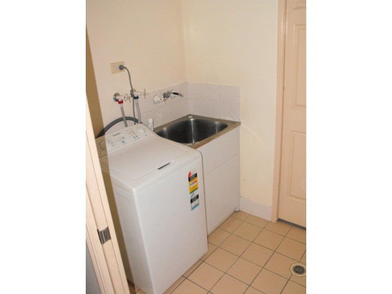 10/6 Benson, Rosslea QLD 4812