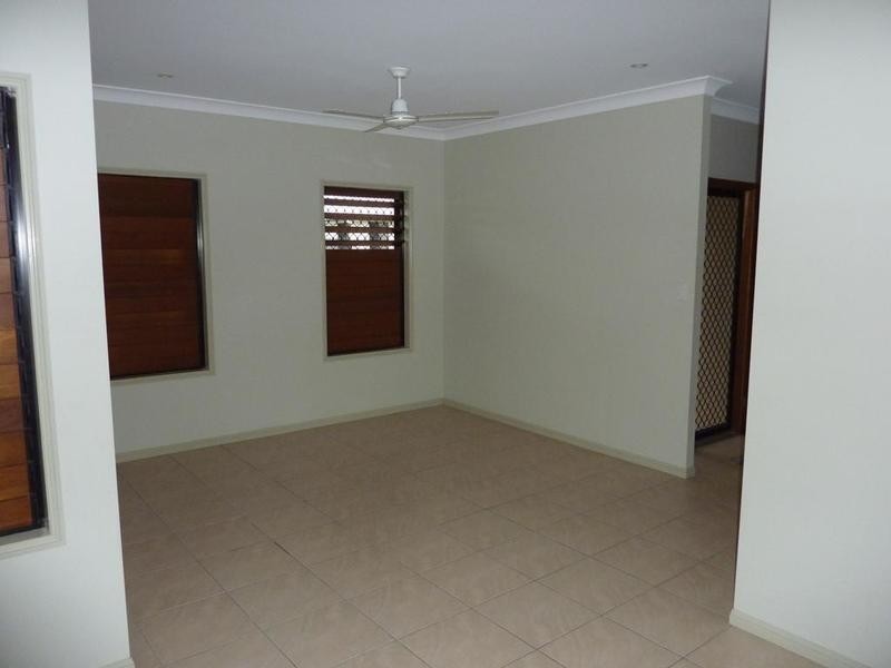 10 Sea Eagle Circuit, Douglas QLD 4814