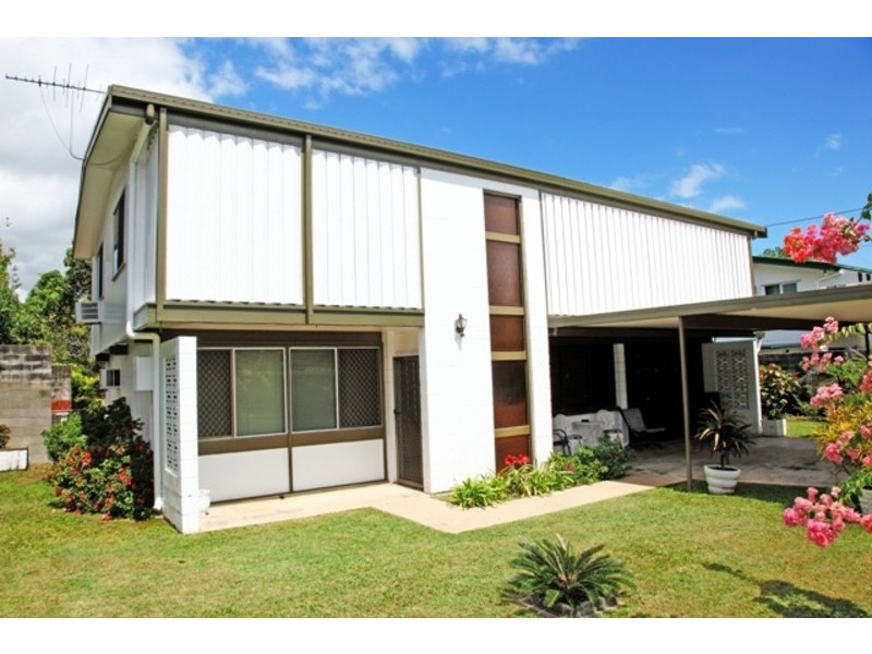 65 Wackett Street, Pallarenda QLD 4810