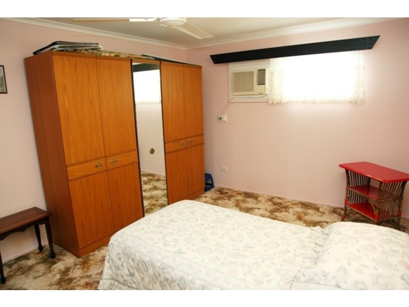 65 Wackett Street, Pallarenda QLD 4810